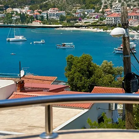 Marisa Croatia Trogir Сегет-Враниця