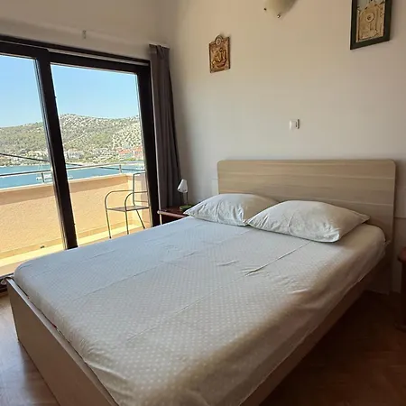 Marisa Croatia Trogir Casa vacanze Seget Vranjica