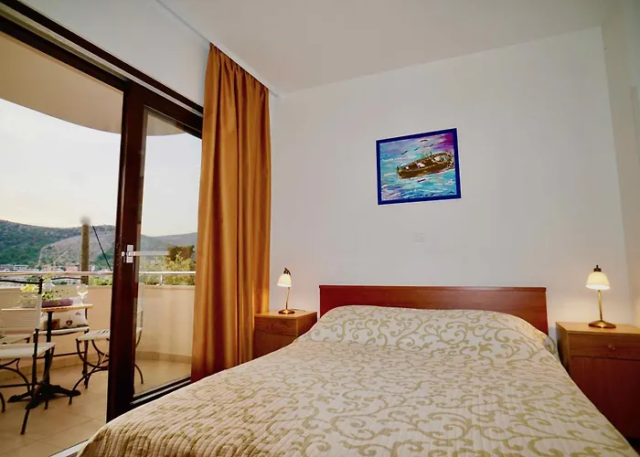 Marisa Vikendica Seget Vranjica